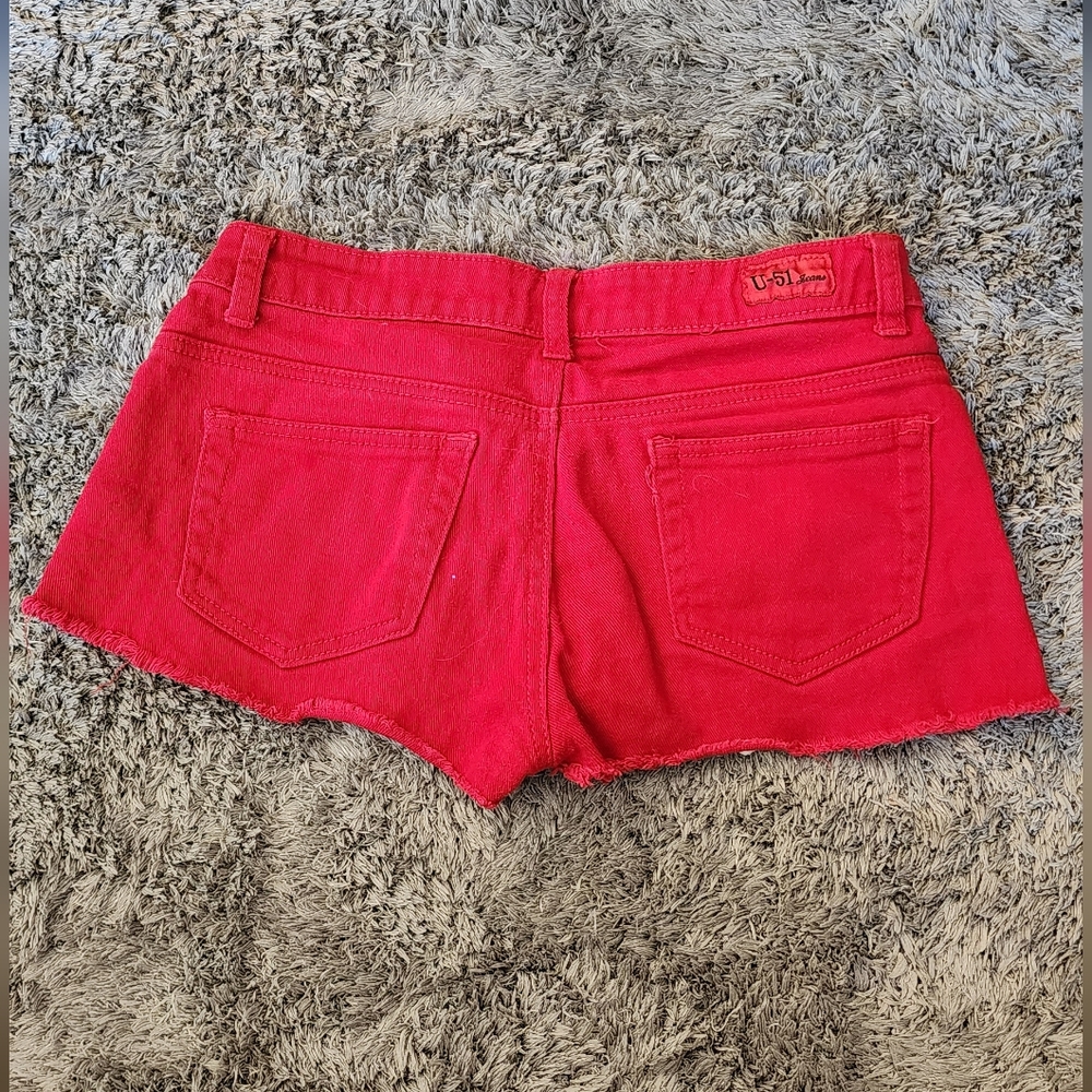 U-52 - Red Shorts